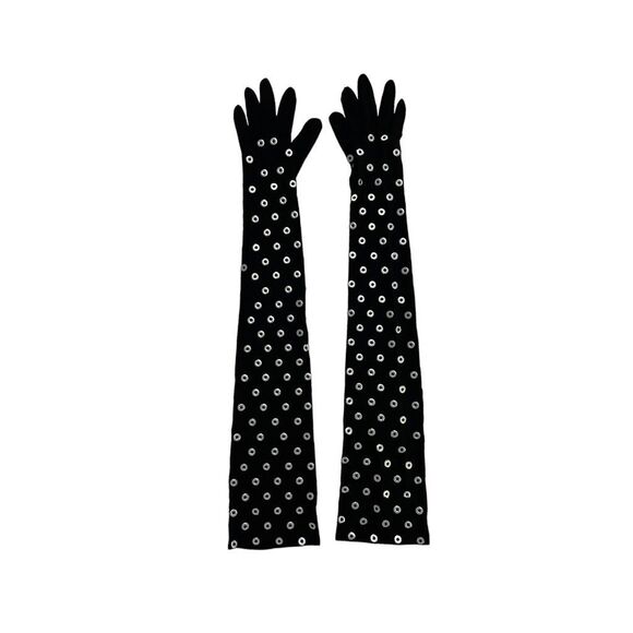 ALAÏA Eyelet Gloves in Noir & Argent - Picture 2 of 12